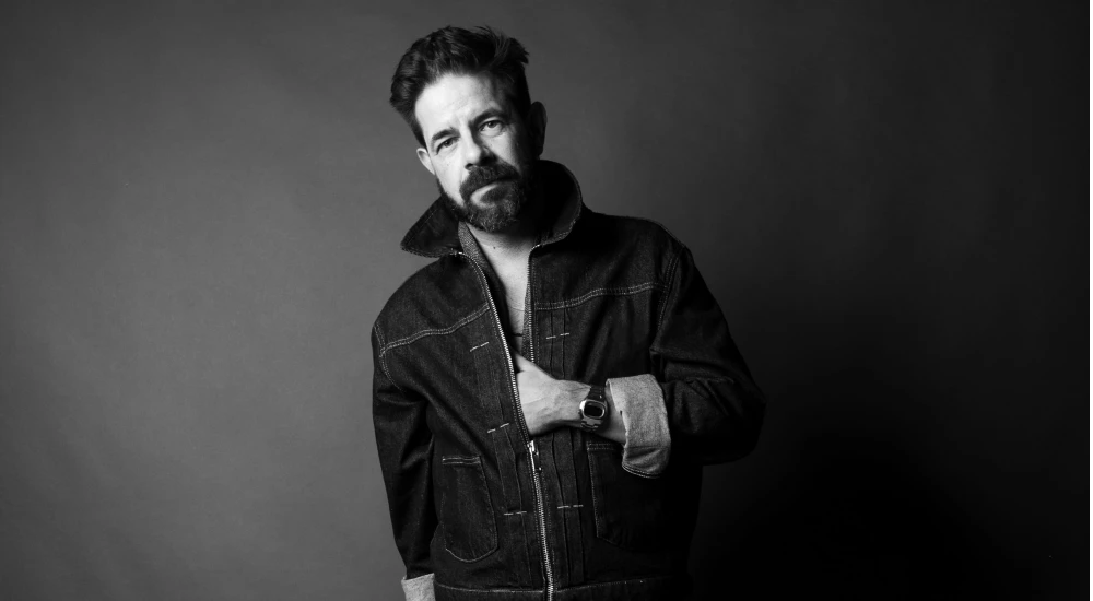 JP COIMBRA DOS MESA LANÇA NOVO SINGLE 'ASHES OF RHYTHM'